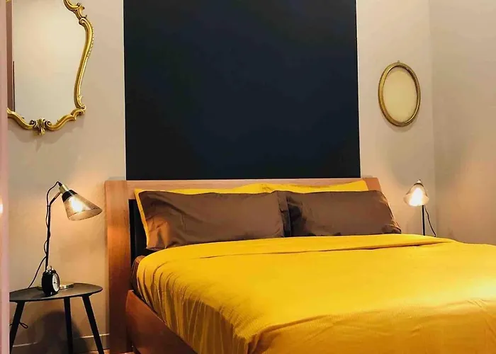 Piazza Vittorio Apartment *